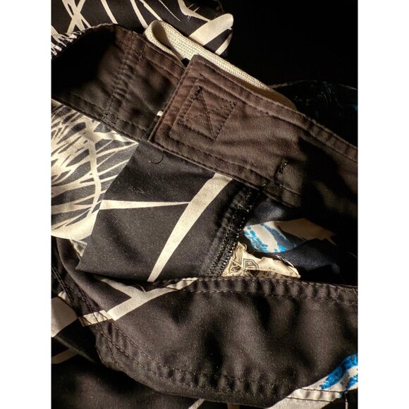 Volcom Board Shorts Mens 33 10" Swim Trunks Grunge AOP Y2K - Picture 4 of 8